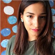 Insegnante madrelingua spagnola, sono una studentessa laureanda in scienze giuridiche per l'amministrazione